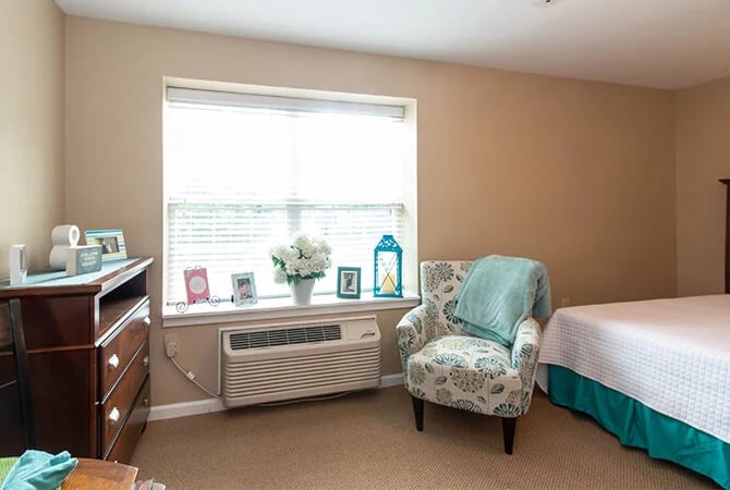 8b_bedroom